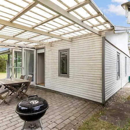 Holiday home 2 Bedroom Lovely In Vejby